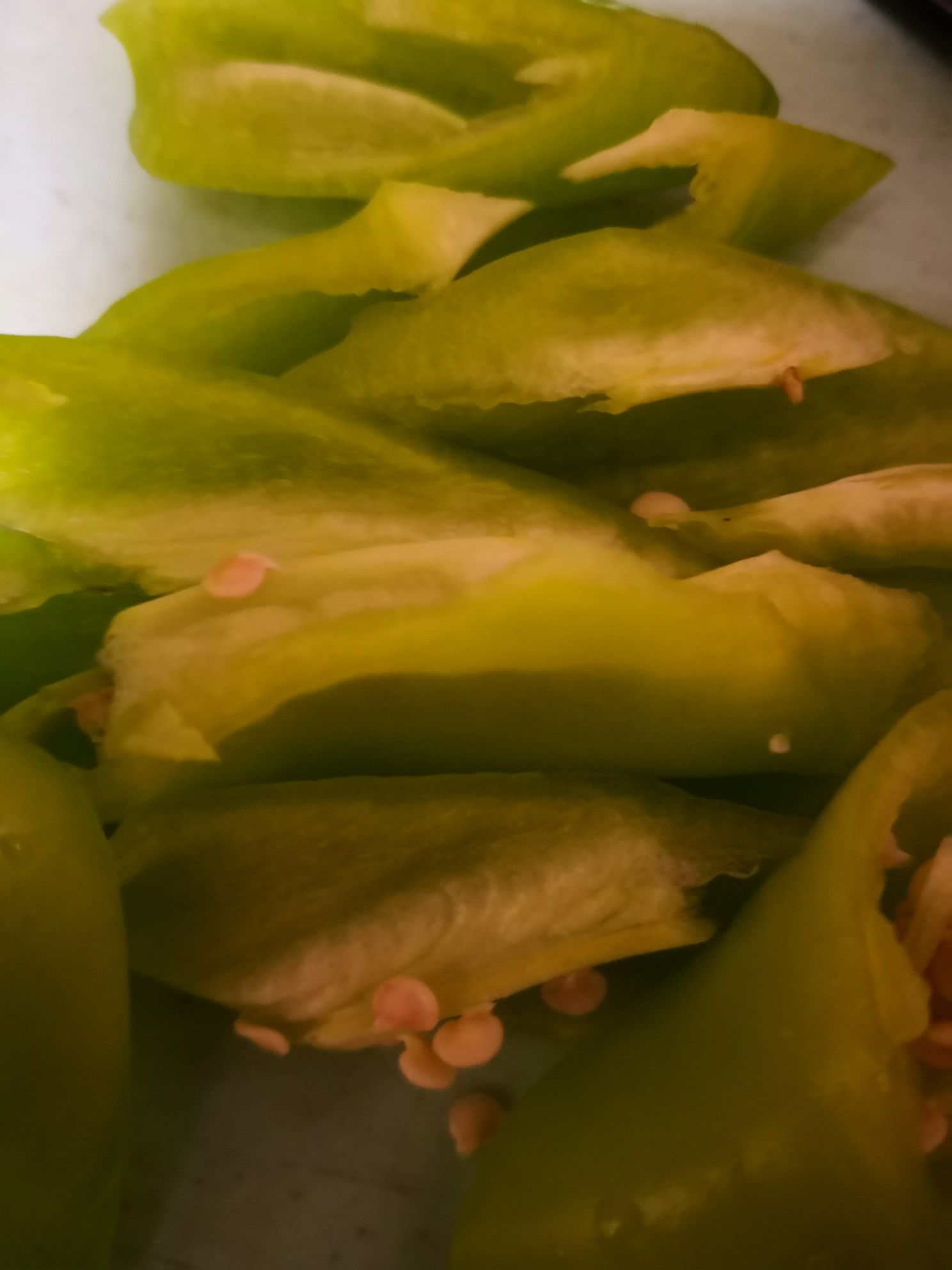 尖椒炒菜花的做法-家常味炒菜譜