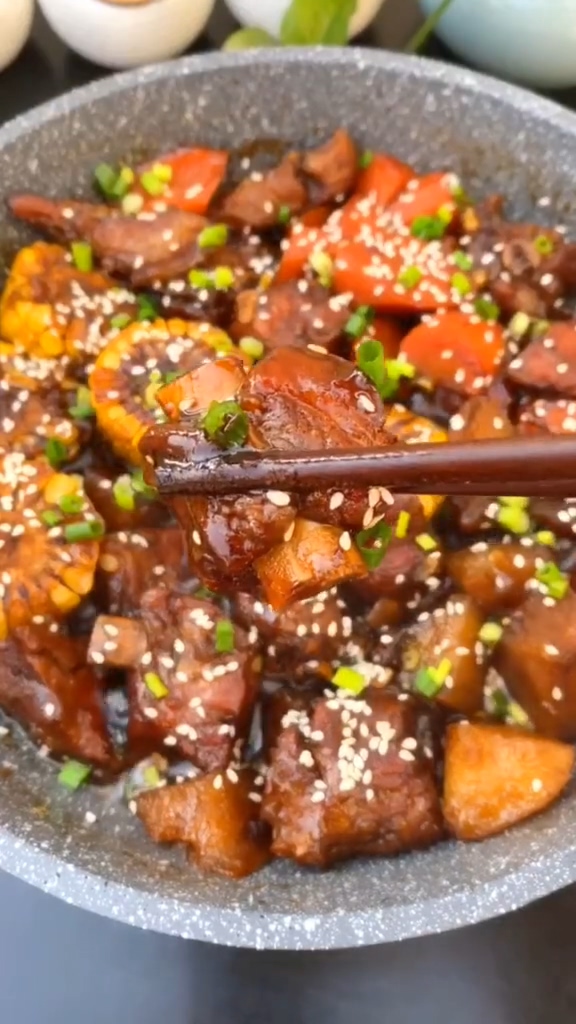 家常排骨的做法-家常味燉菜譜-易網健康養生網 家常排骨的做法-家常味燉菜譜