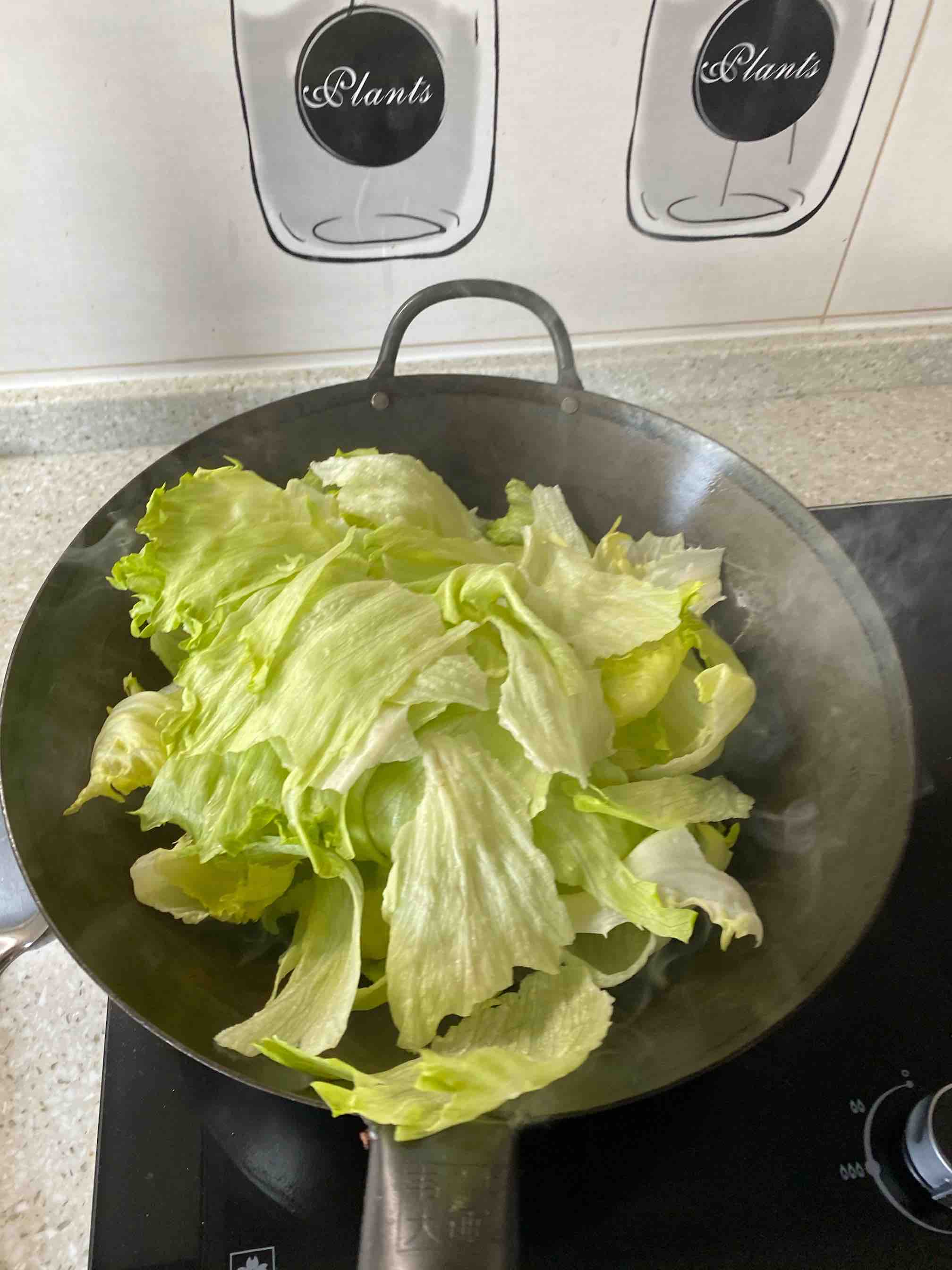 蠔油生菜的做法-家常味炒菜譜