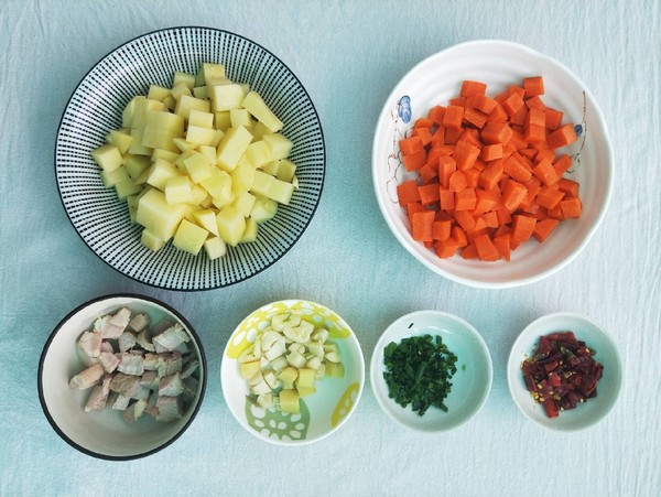宮保土豆丁的做法-香辣味炒菜譜-易網<a href=http://www.aoa7937.com/ target=_blank class=infotextkey>健康養生</a>網 宮保土豆丁的做法-香辣味炒菜譜