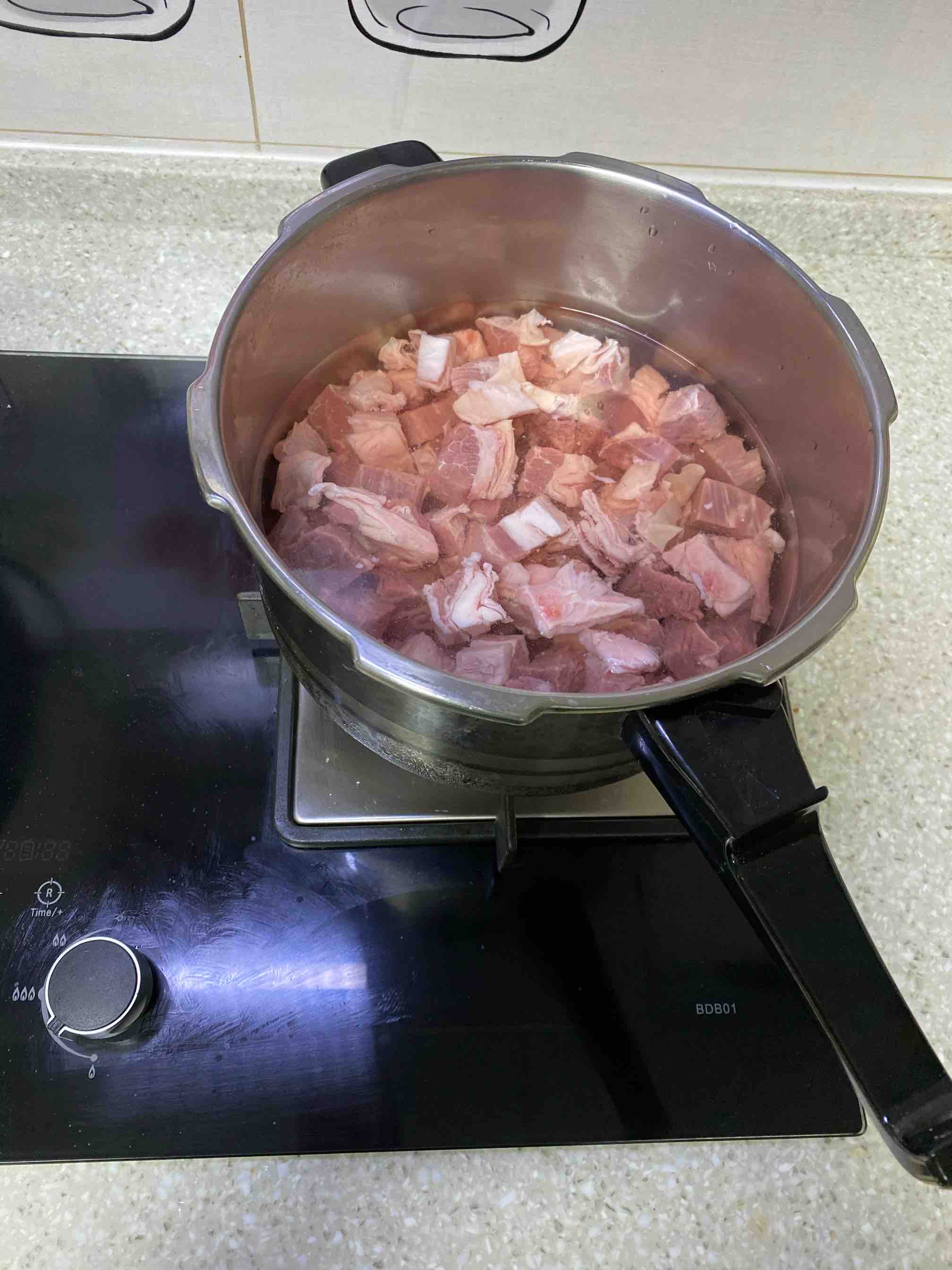 咖喱牛肉的做法-咖喱味煮菜譜