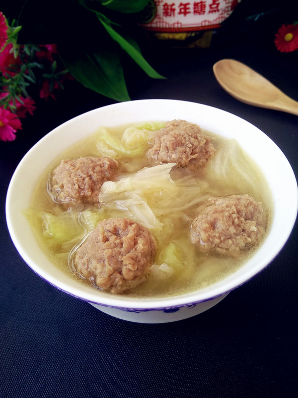 大白菜豬肉丸子湯的做法-咸鮮味煮菜譜