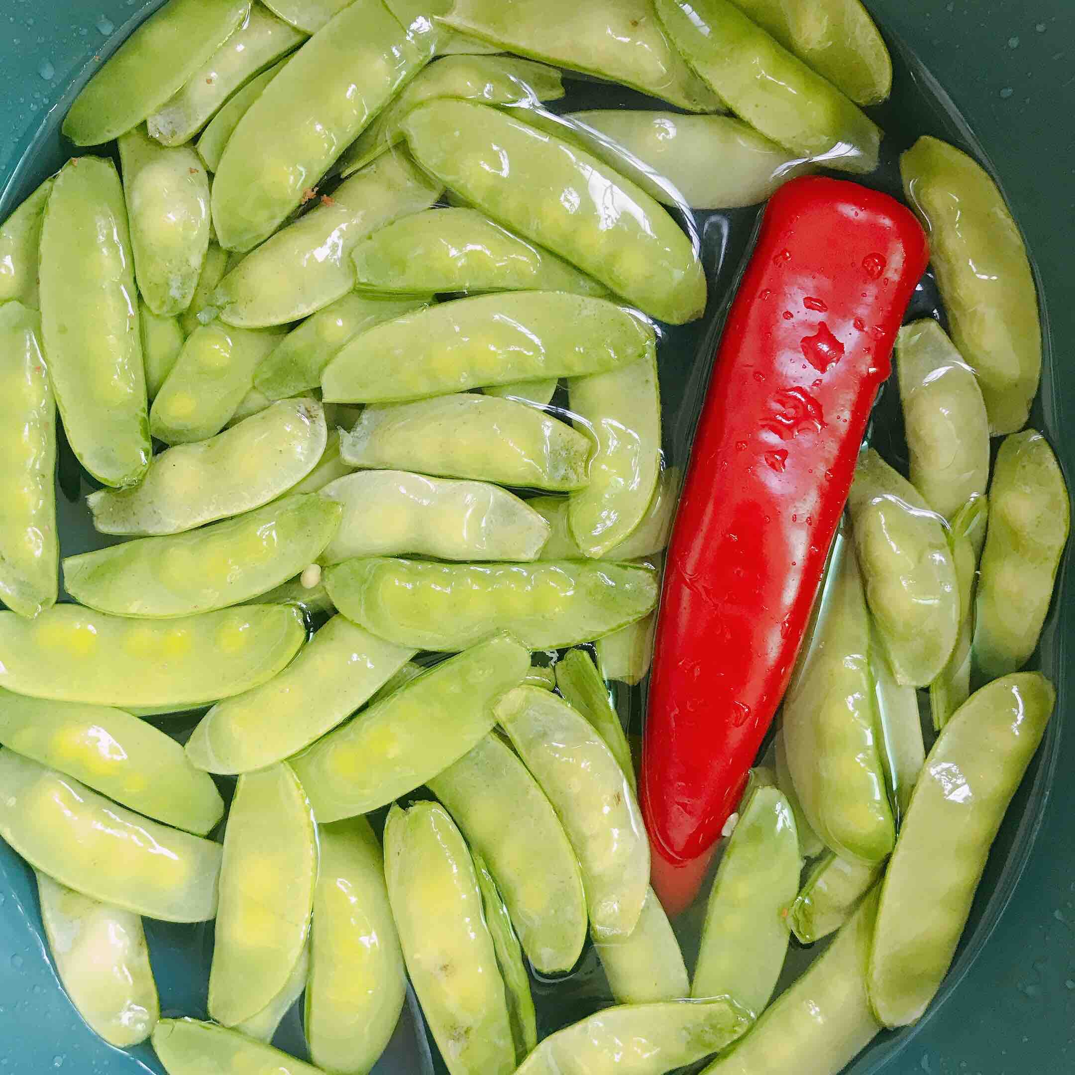 荷蘭豆炒肉片的做法-咸鮮味炒菜譜