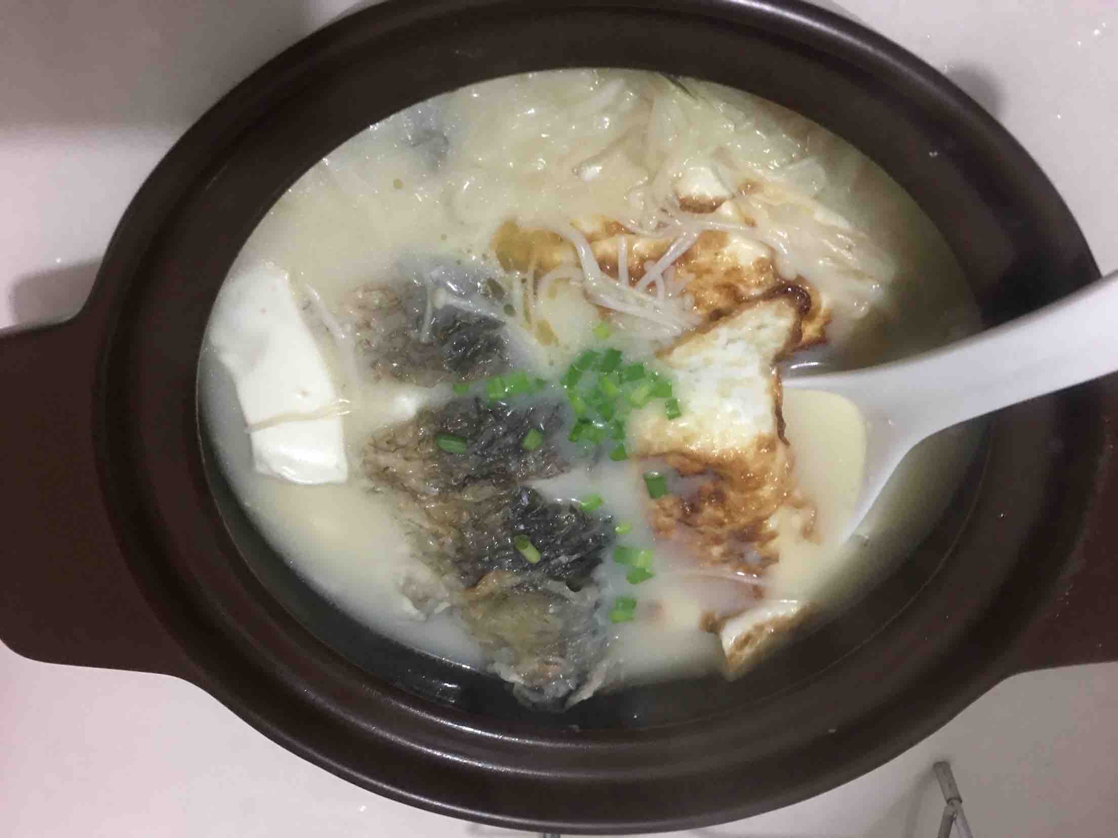 奶白鯽魚湯的做法-家常味煮菜譜-易網健康養生網 奶白鯽魚湯的做法-家常味煮菜譜