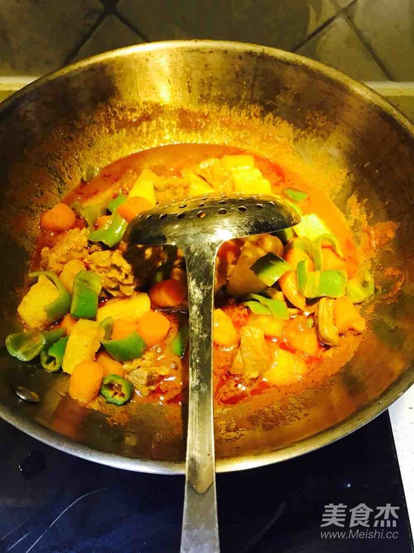 紅咖喱牛肉的做法-咖喱味煮菜譜-易網健康養生網 紅咖喱牛肉的做法-咖喱味煮菜譜