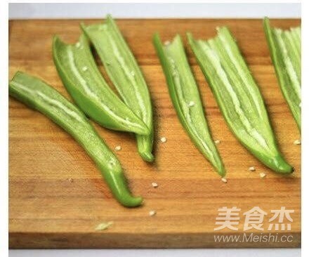 尖椒釀肉的做法-香辣味煎菜譜