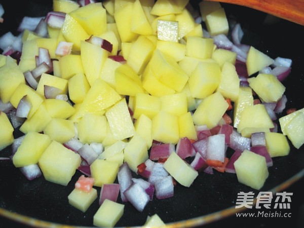 培根土豆濃湯的做法-咸鮮味煮菜譜