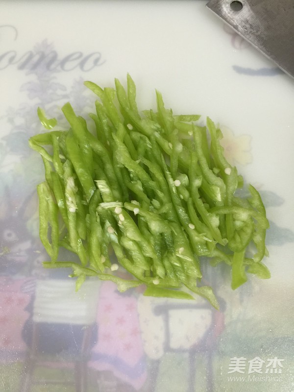涼拌土豆絲的做法-酸辣味拌菜譜-易網健康養生網 涼拌土豆絲的做法-酸辣味拌菜譜