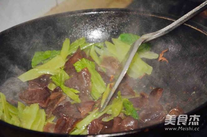 木耳炒肉片的做法-家常味炒菜譜-易網健康養(yǎng)生網 木耳炒肉片的做法-家常味炒菜譜