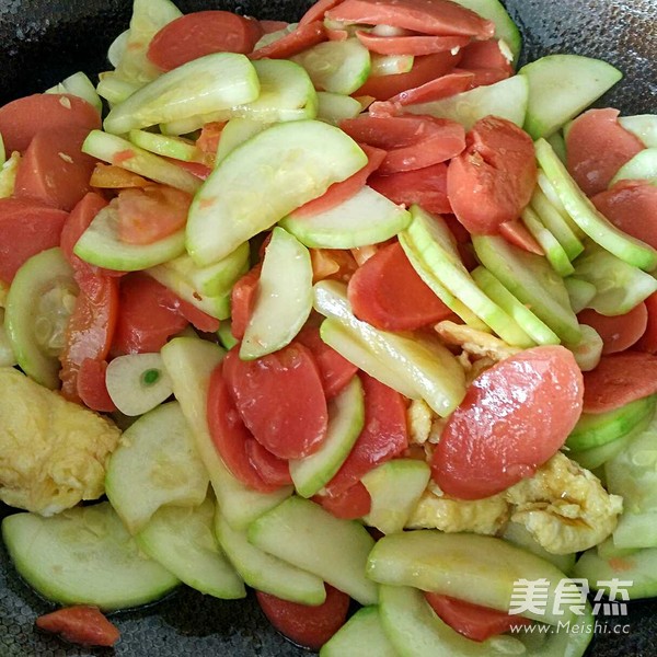 西葫蘆火腿炒雞蛋的做法-家常味炒菜譜-易網健康養生網 西葫蘆火腿炒雞蛋的做法-家常味炒菜譜