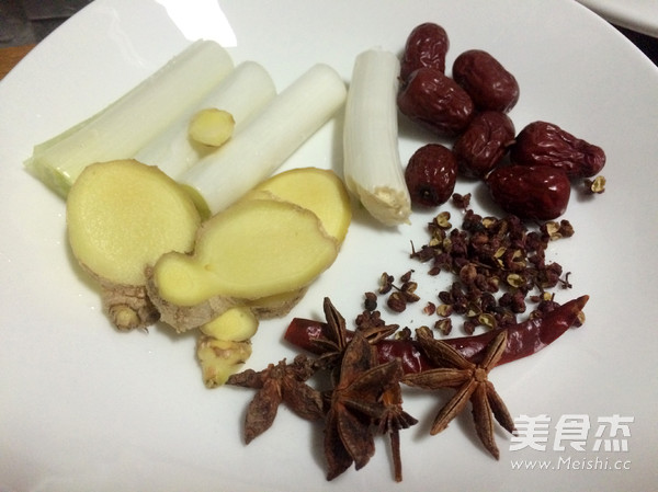 香菇雞湯的做法-咸鮮味燉菜譜-易網(wǎng)健康養(yǎng)生網(wǎng) 香菇雞湯的做法-咸鮮味燉菜譜