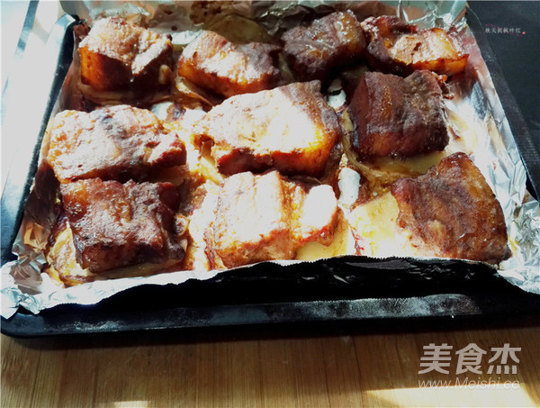 醬香五花肉的做法-醬香味烤菜譜-易網(wǎng)健康養(yǎng)生網(wǎng) 醬香五花肉的做法-醬香味烤菜譜