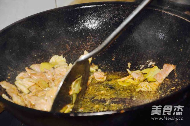 木耳炒肉片的做法-家常味炒菜譜-易網健康養(yǎng)生網 木耳炒肉片的做法-家常味炒菜譜
