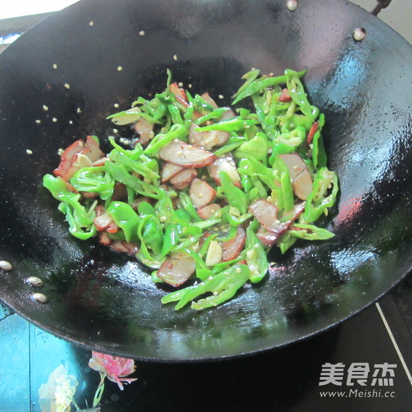 青椒炒叉燒的做法-香辣味炒菜譜