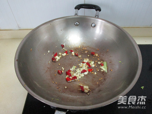 干煸扁豆絲的做法-香辣味炒菜譜