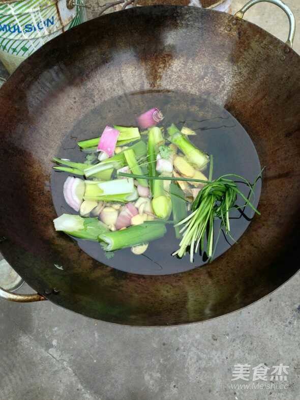 教你燉出好吃的燉排骨和吊高湯的做法-咸鮮味鹵菜譜-易網健康養生網 教你燉出好吃的燉排骨和吊高湯的做法-咸鮮味鹵菜譜