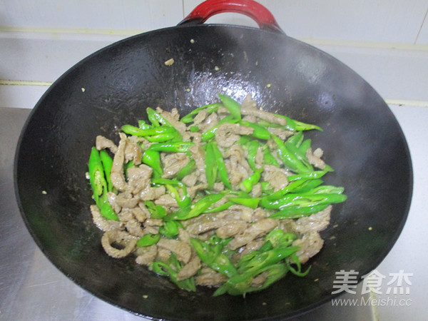 蠔油杭椒牛肉的做法-咸鮮味炒菜譜