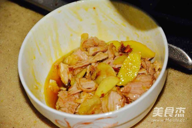 木耳炒肉片的做法-家常味炒菜譜-易網健康養(yǎng)生網 木耳炒肉片的做法-家常味炒菜譜