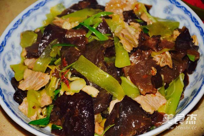 木耳炒肉片的做法-家常味炒菜譜-易網健康養(yǎng)生網 木耳炒肉片的做法-家常味炒菜譜