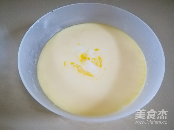 牛奶燉雞蛋的做法-奶香味蒸菜譜