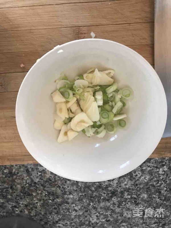 炒不爛子---與炒餅媲美但更有營養的北方面食的做法-家常味蒸菜譜-易網健康養生網 炒不爛子---與炒餅媲美但更有營養的北方面食的做法-家常味蒸菜譜