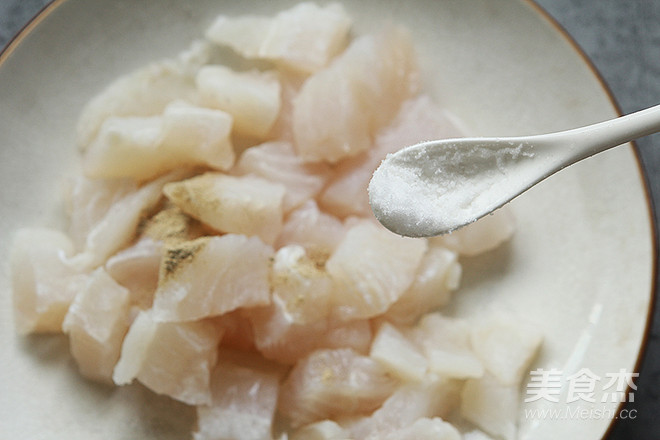 龍利魚豆腐煲的做法-家常味煮菜譜-易網健康養生網 龍利魚豆腐煲的做法-家常味煮菜譜