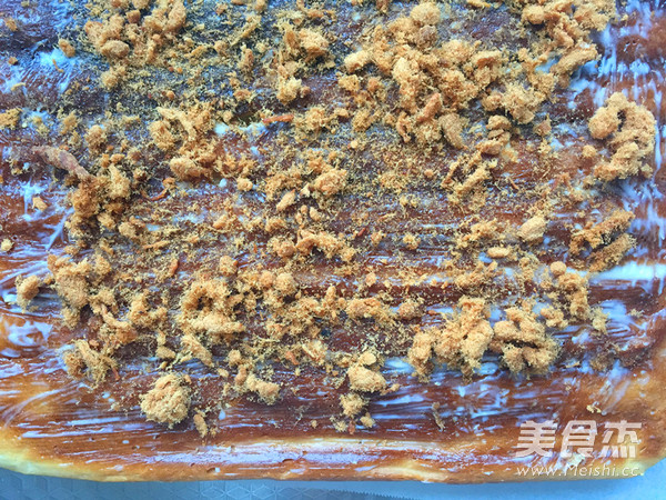 肉松面包卷的做法-咸鮮味烤菜譜-易網健康養生網 肉松面包卷的做法-咸鮮味烤菜譜