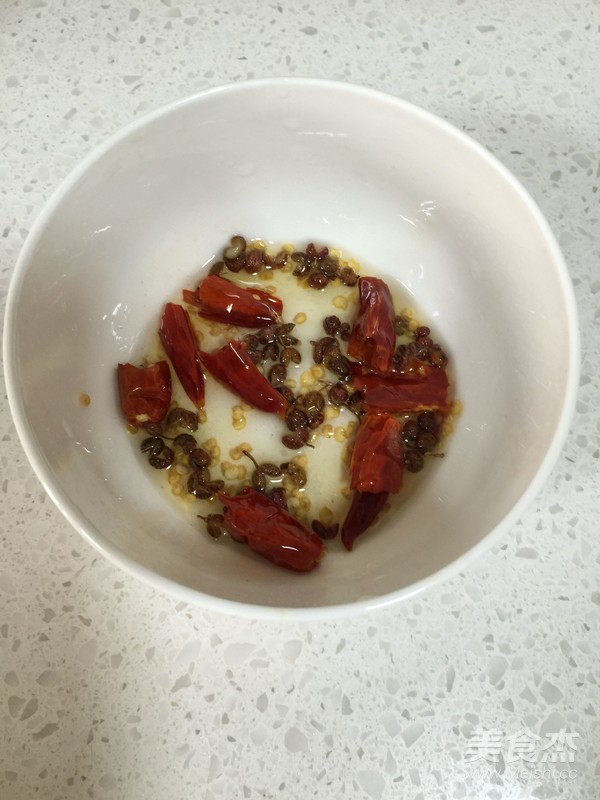 涼拌土豆絲的做法-酸辣味拌菜譜-易網健康養生網 涼拌土豆絲的做法-酸辣味拌菜譜