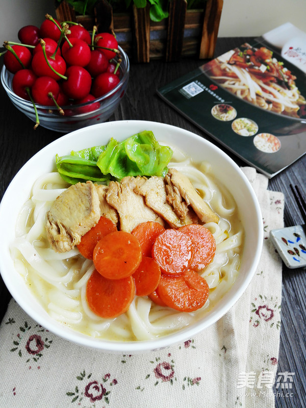 胡蘿卜雞肉面條的做法-家常味煮菜譜-易網(wǎng)健康養(yǎng)生網(wǎng) 胡蘿卜雞肉面條的做法-家常味煮菜譜