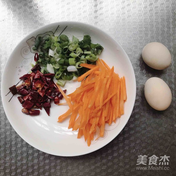 綠豆芽雞蛋炒面的做法-家常味炒菜譜-易網健康養生網 綠豆芽雞蛋炒面的做法-家常味炒菜譜