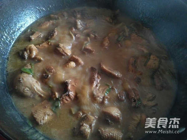雞肉粉燜的做法-家常味燉菜譜