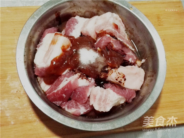 醬香五花肉的做法-醬香味烤菜譜-易網(wǎng)健康養(yǎng)生網(wǎng) 醬香五花肉的做法-醬香味烤菜譜