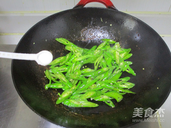 蠔油杭椒牛肉的做法-咸鮮味炒菜譜