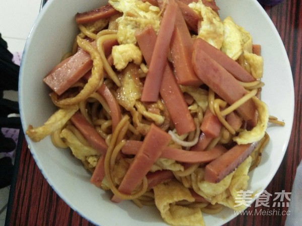 火腿蛋拌面的做法-咸鮮味拌菜譜-易網(wǎng)健康養(yǎng)生網(wǎng) 火腿蛋拌面的做法-咸鮮味拌菜譜