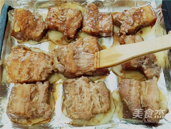 醬香五花肉的做法-醬香味烤菜譜-易網(wǎng)健康養(yǎng)生網(wǎng) 醬香五花肉的做法-醬香味烤菜譜