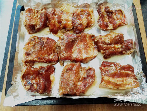 醬香五花肉的做法-醬香味烤菜譜-易網(wǎng)健康養(yǎng)生網(wǎng) 醬香五花肉的做法-醬香味烤菜譜