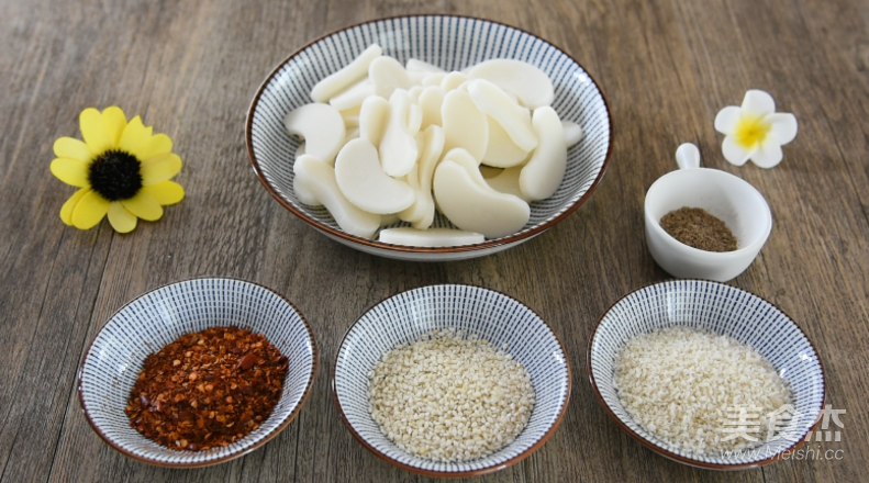 避風塘炒年糕的做法-麻辣味炒菜譜
