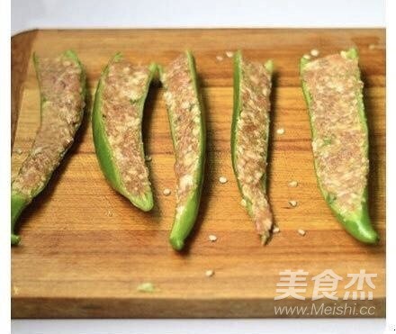 尖椒釀肉的做法-香辣味煎菜譜