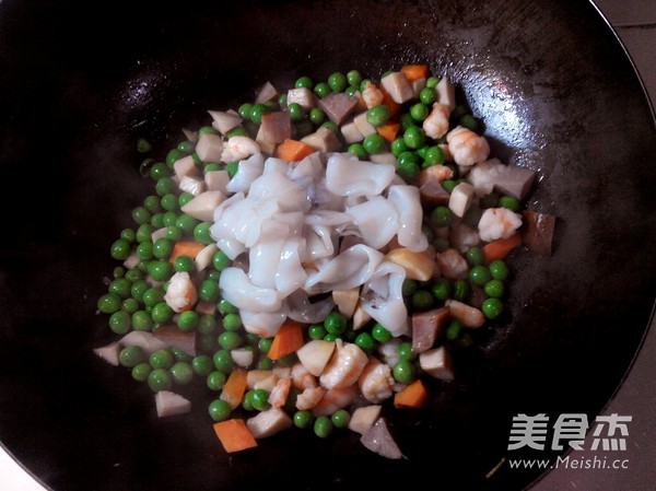青蔬炒海鮮的做法-家常味炒菜譜