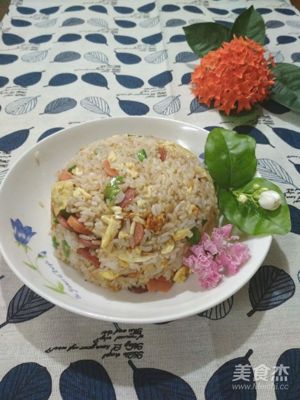 蛋腸炒飯的做法-家常味炒菜譜-易網健康養生網 蛋腸炒飯的做法-家常味炒菜譜
