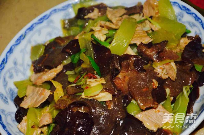 木耳炒肉片的做法-家常味炒菜譜-易網健康養(yǎng)生網 木耳炒肉片的做法-家常味炒菜譜