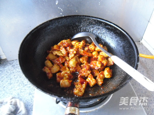 糖醋雞丁的做法-家常味炸菜譜-易網(wǎng)健康養(yǎng)生網(wǎng) 糖醋雞丁的做法-家常味炸菜譜
