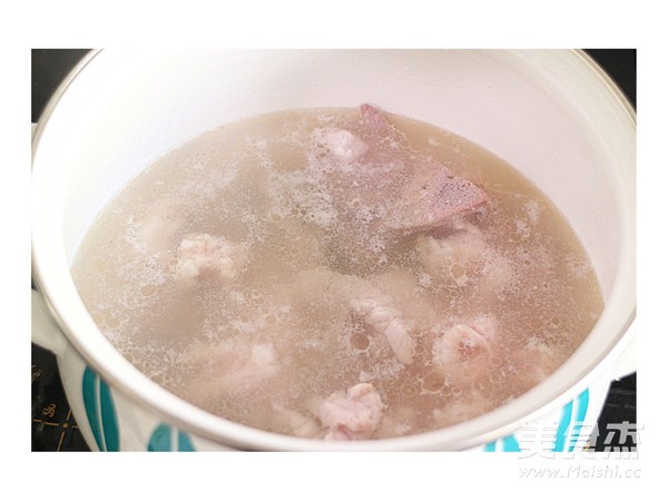 三鮮煮河粉的做法-家常味煮菜譜