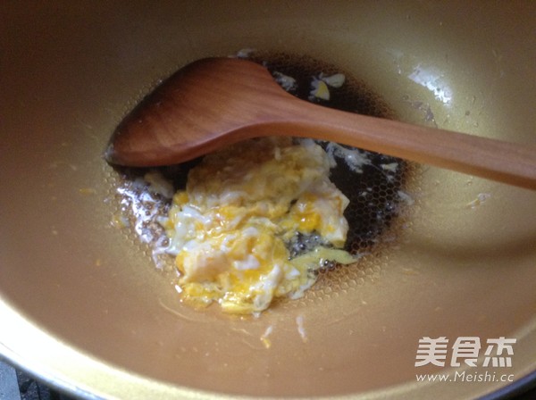 蛋炒飯的做法-咸鮮味炒菜譜