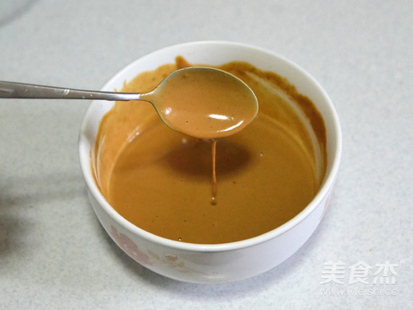 盛夏中的清涼味道—雞絲涼面的做法-咸鮮味拌菜譜-易網(wǎng)<a href=http://www.aoa7937.com/ target=_blank class=infotextkey>健康養(yǎng)生</a>網(wǎng) 盛夏中的清涼味道—雞絲涼面的做法-咸鮮味拌菜譜