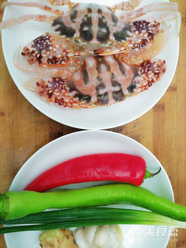 雙椒辣炒螃蟹的做法-家常味炒菜譜-易網<a href=http://www.aoa7937.com/ target=_blank class=infotextkey>健康養生</a>網 雙椒辣炒螃蟹的做法-家常味炒菜譜