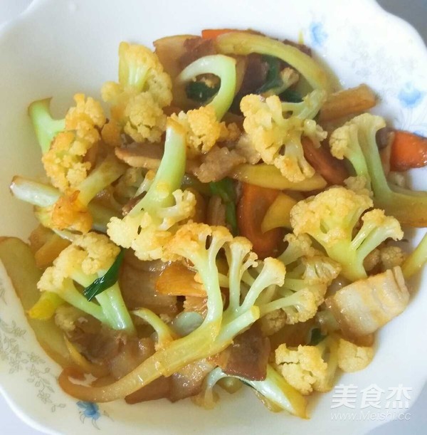 肉炒有機(jī)菜花的做法-家常味炒菜譜-易網(wǎng)健康養(yǎng)生網(wǎng) 肉炒有機(jī)菜花的做法-家常味炒菜譜