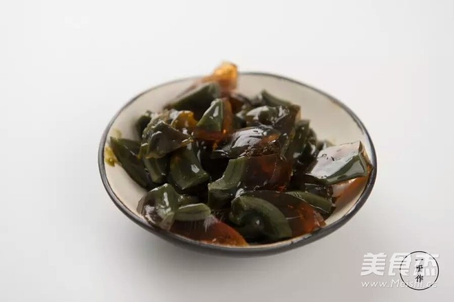 鑄鐵鍋版皮蛋瘦肉粥的做法-咸鮮味煮菜譜-易網(wǎng)健康養(yǎng)生網(wǎng) 鑄鐵鍋版皮蛋瘦肉粥的做法-咸鮮味煮菜譜