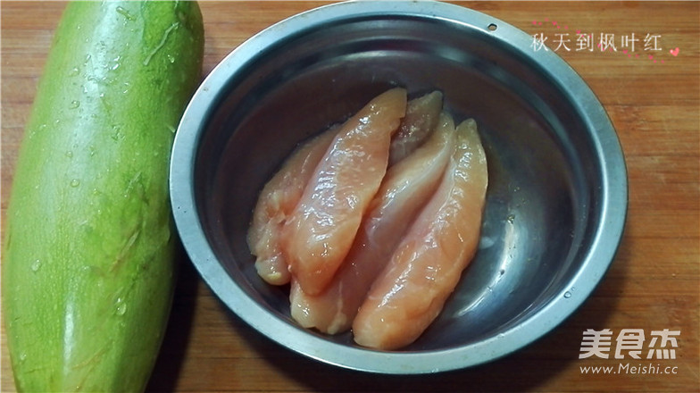 茄汁西葫蘆雞肉餅的做法-茄汁味煎菜譜-易網(wǎng)<a href=http://www.aoa7937.com/ target=_blank class=infotextkey>健康養(yǎng)生</a>網(wǎng) 茄汁西葫蘆雞肉餅的做法-茄汁味煎菜譜