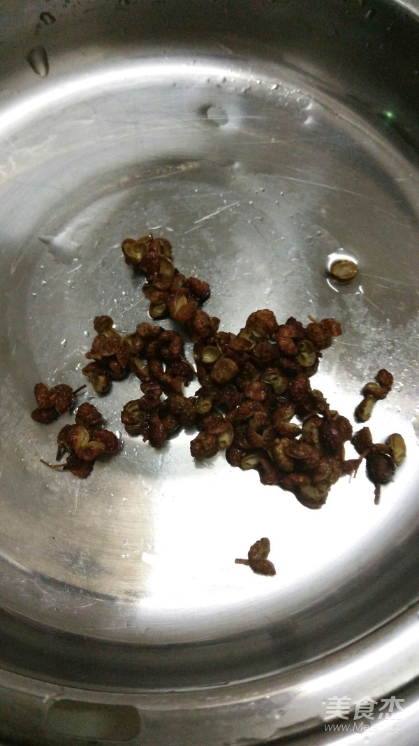 排骨燉豆角的做法-香辣味燉菜譜-易網(wǎng)健康養(yǎng)生網(wǎng) 排骨燉豆角的做法-香辣味燉菜譜